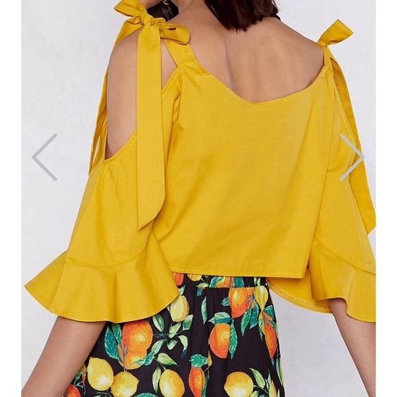 Crop top - Picture 3 of 4